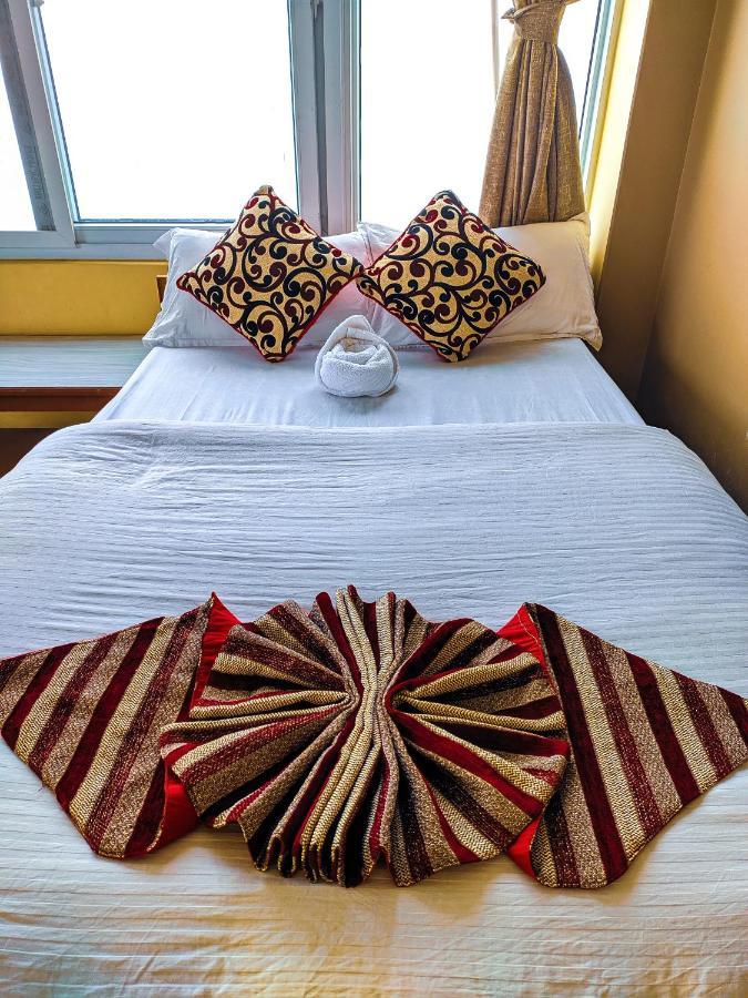Hotel High Ground Inn Sarangkot Покхара Экстерьер фото