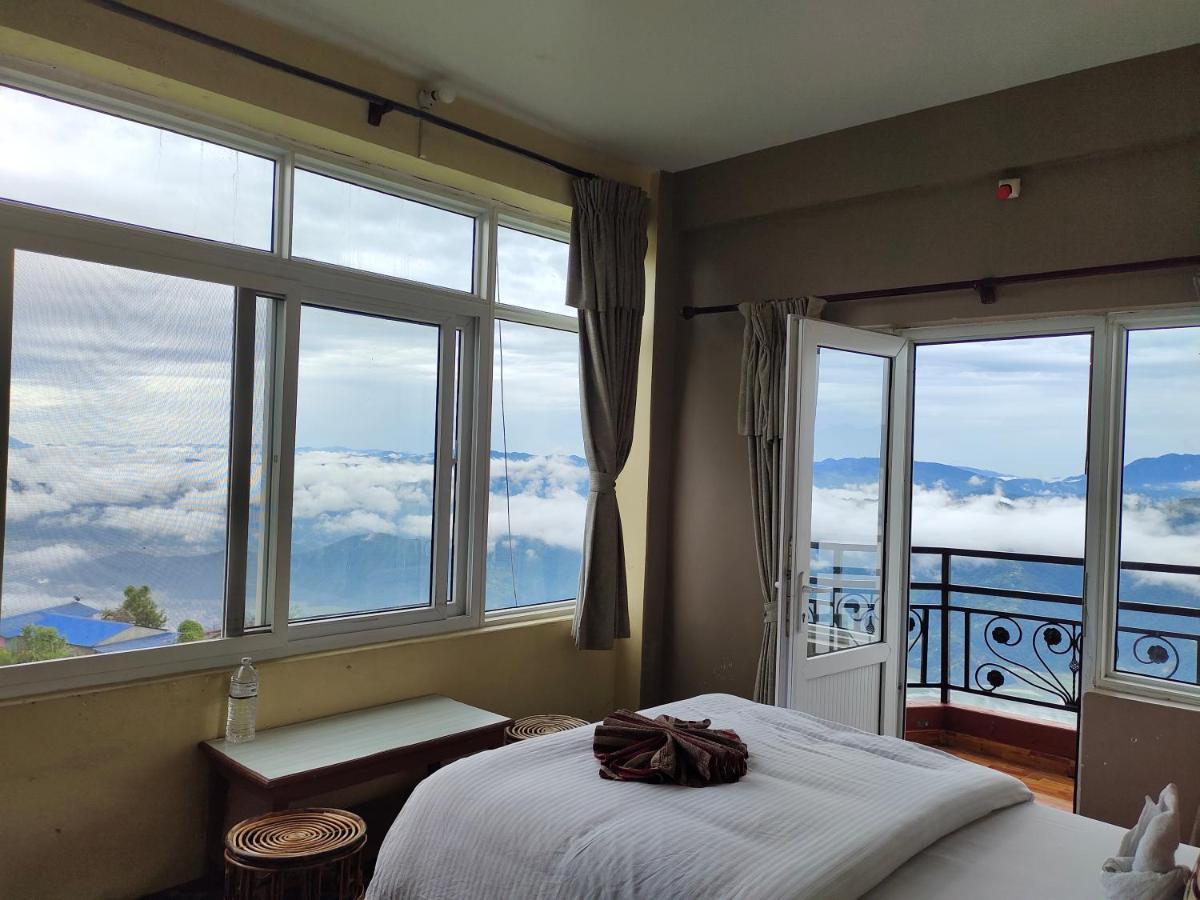 Hotel High Ground Inn Sarangkot Покхара Экстерьер фото