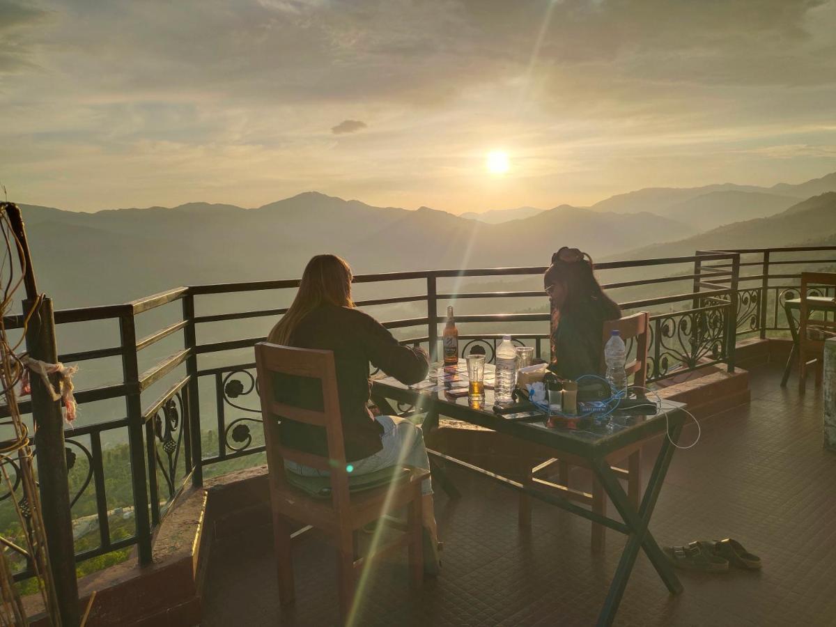 Hotel High Ground Inn Sarangkot Покхара Экстерьер фото