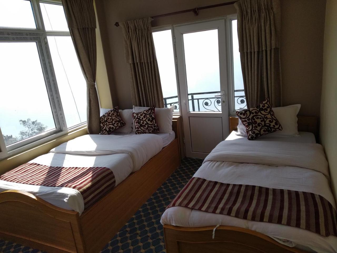 Hotel High Ground Inn Sarangkot Покхара Экстерьер фото